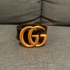 Gucci Marmont Belt with Shiny Gold Buckle